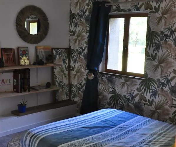 L'eveil Des Sens Πανσιόν *